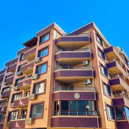 студиа тутхон Pomorie