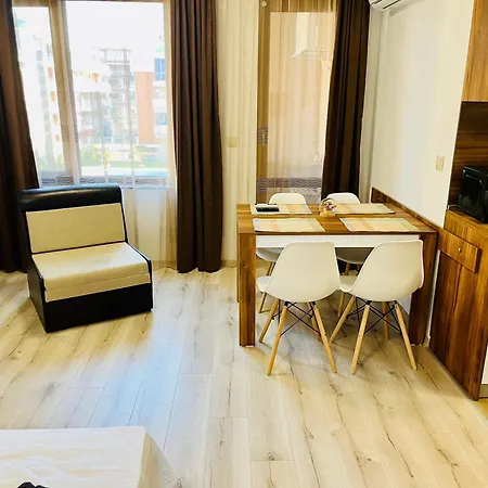 Apartment студиа тутхон *